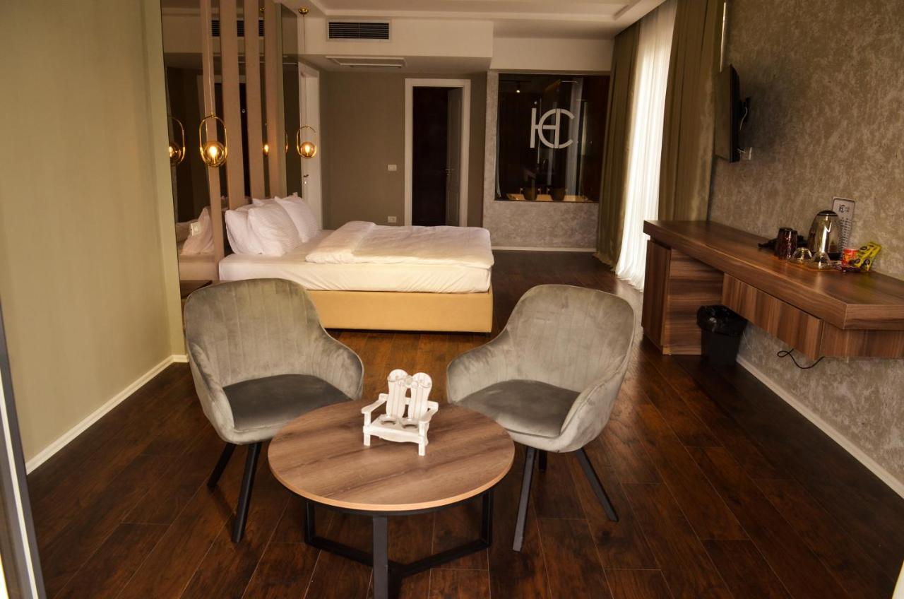 Hotel Cami Debar Esterno foto